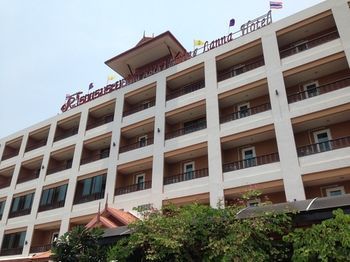 Rayong Lanna Hotel