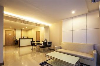 Golden City Rayong Hotel