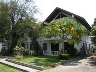 Golden Cupids Hotel