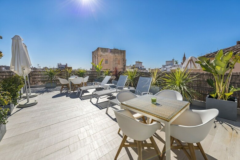 Apartamentos Can Rub�