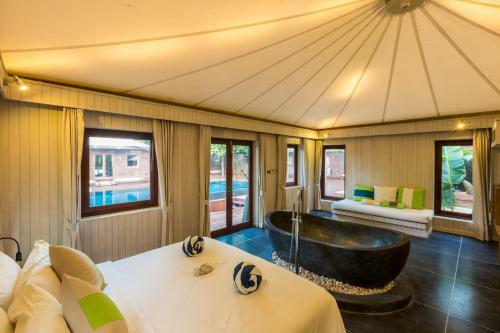 Hotel The Treasure Resort Koh Matsum