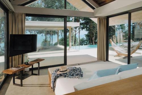 Hotel Island Escape By Burasari