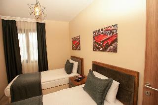 Empula Hotel & Residences