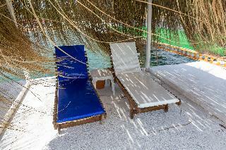 Santa Family Club Hotel