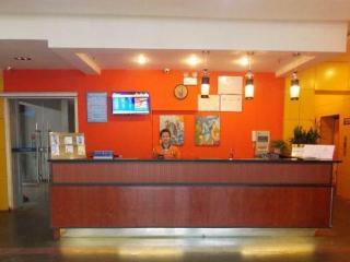 Hotel 7 Days Inn Chengdu North Railway Train Station Squ