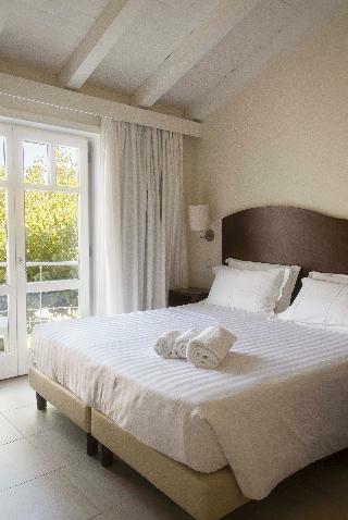 Coluccia Hotel & Beach Club