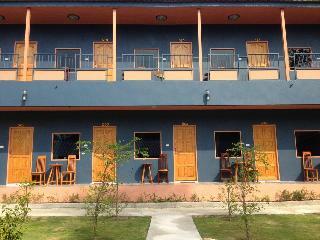 Seahorse Bungalow 2