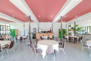Hotel Oyo 557 Tong House Resort