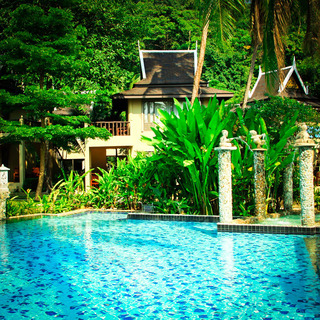 Hotel Bhumiyama Beach Resort