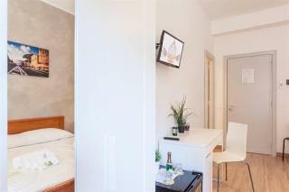 Bed & Breakfast Check-inn Rooms