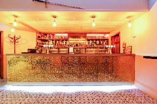 Oyo Douglas Hotel
