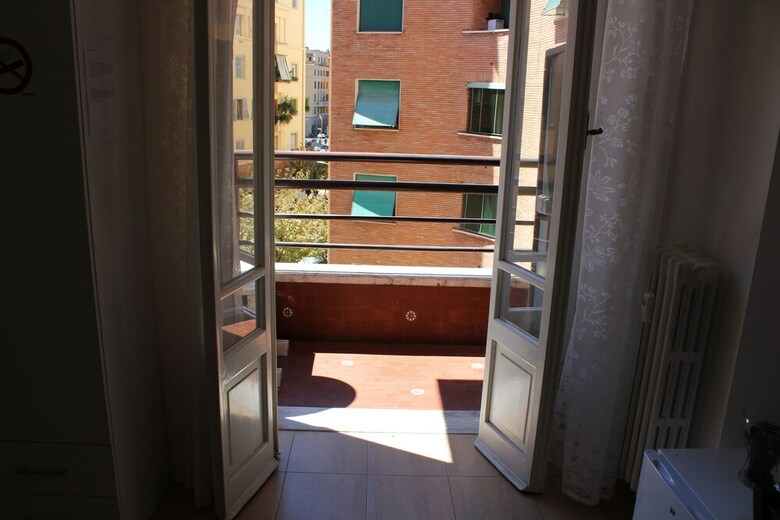 Bed & Breakfast Damiani & Sister Guest House
