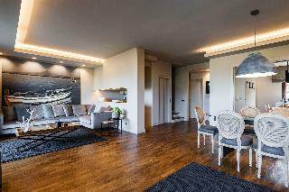 The Villa By Ferrini Home