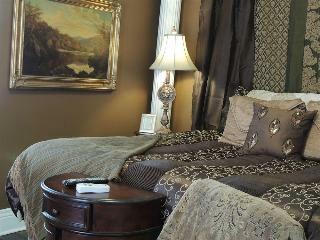 Hotel Lyons' Twin Mansions B&B And Spa