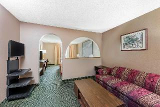 Hotel Super 8 By Wyndham Winfield/quail Ridge Area