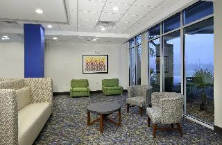 Hotel Holiday Inn Express And Suites Columbus North