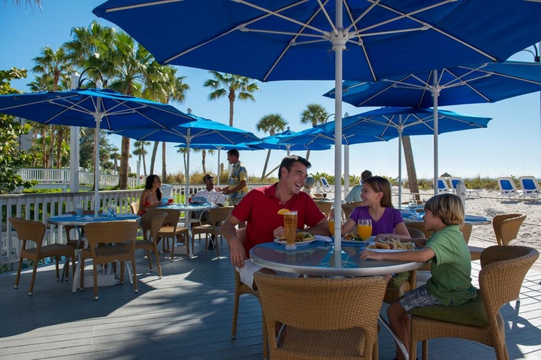 Hotel Tradewinds Island Grand Resort
