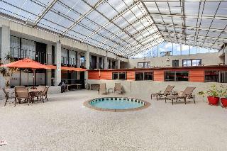 Hotel Clarion Inn & Suites Bowling Green