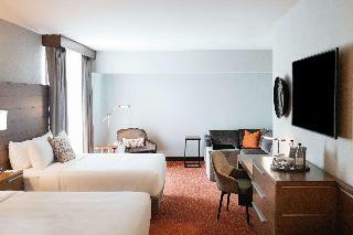Revel Hotel Des Moines Urbandale, Tapestry Collect