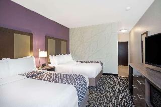 La Quinta Inn Suites By Wyndham York