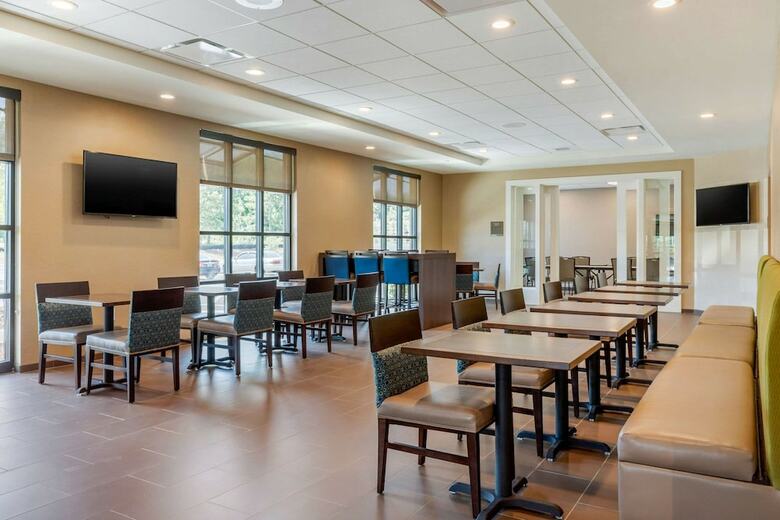 Hotel Comfort Inn Suites