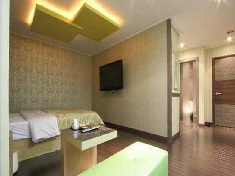 Incheon Airport Yeong Jong Bridge Hotel
