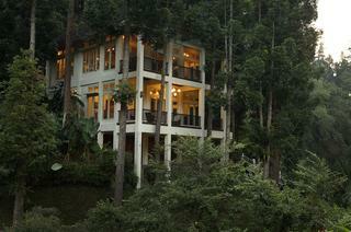 Hotel Plataran Puncak