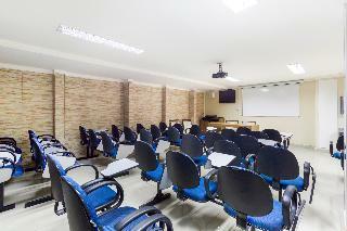 Oyo Hotel Via Universit�ria