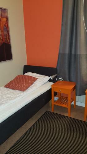 Hostel Above