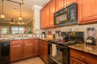 906 Charo Parkway Unit 432 2 Bedrooms, 2 Bathrooms