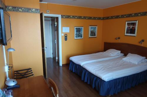 Hotel Aveny Bed & Breakfast