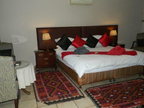 Hostal Edelweiss Corporate Guest House