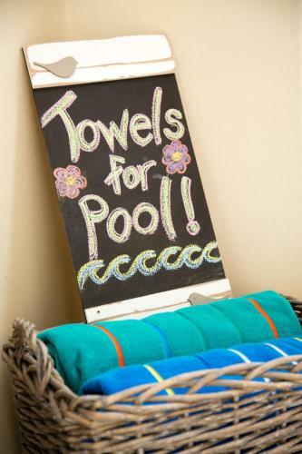 Hostal Four Palms Accommodation & Conferencing