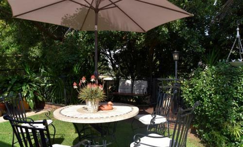 Hostal Lamor Guest House