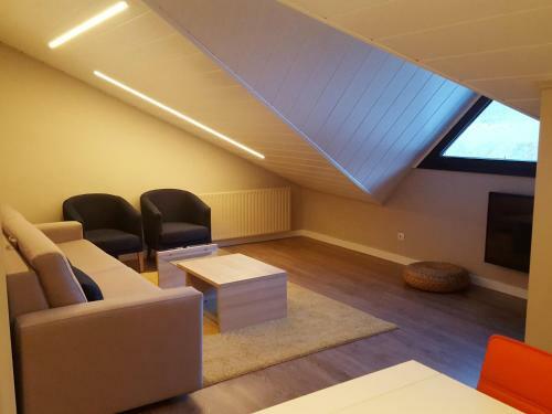 Apartamento Renttarter Atic de Luxe 8pax