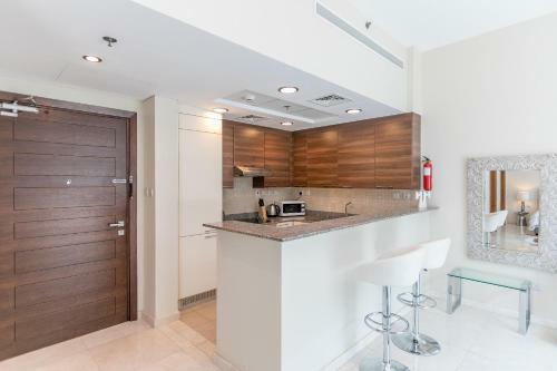 Apartamento Dhh - Spacious Studio Bay Square Near Dubai Mall