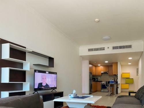 Apartamento Modern Suite In A Vibrant Area With Skyline Views