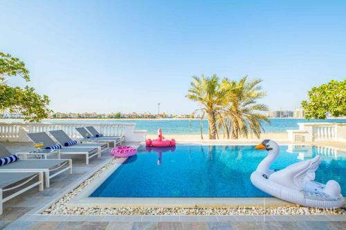Villa Lux - The Dubai Paradise Palace