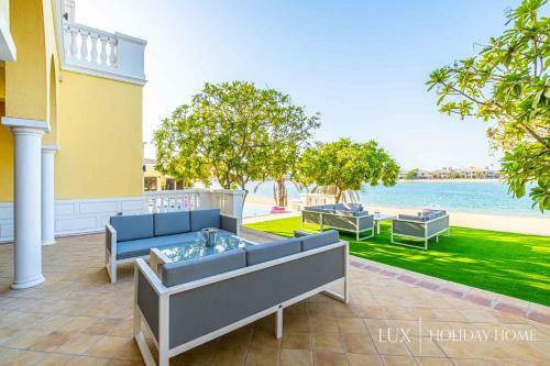 Villa Lux - The Dubai Paradise Palace