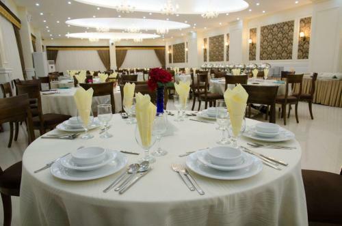 Arg Hotel