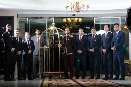 Arg Hotel
