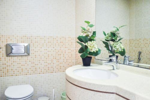 Apartamento Upgraded 2 Bd W Sea Views - Accommodates 6!
