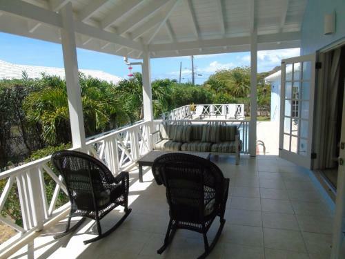 Luxury Secluded Villa With Private Pool Sleeps Six