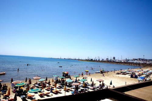 Hotel Tirona