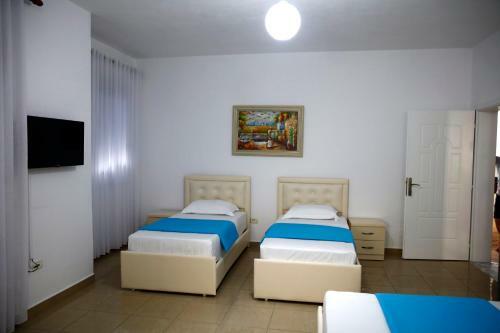 Hotel Tirona