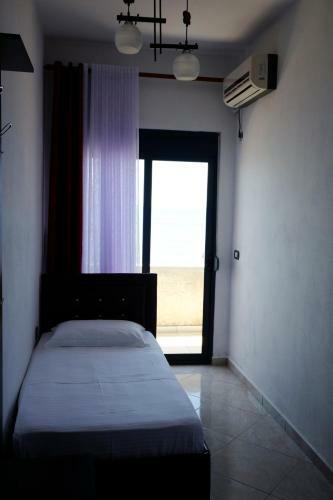 Hotel Tirona