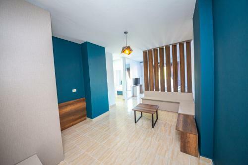 Ponari S Hotel