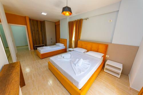 Ponari S Hotel