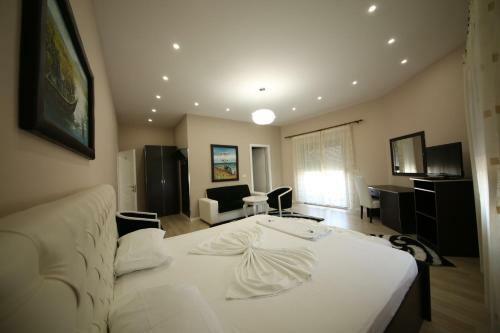 Hotel Holiday