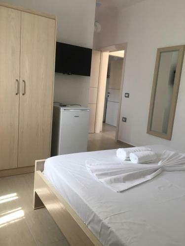 Aparthotel Durmishi Rooms & Apartments & Beach